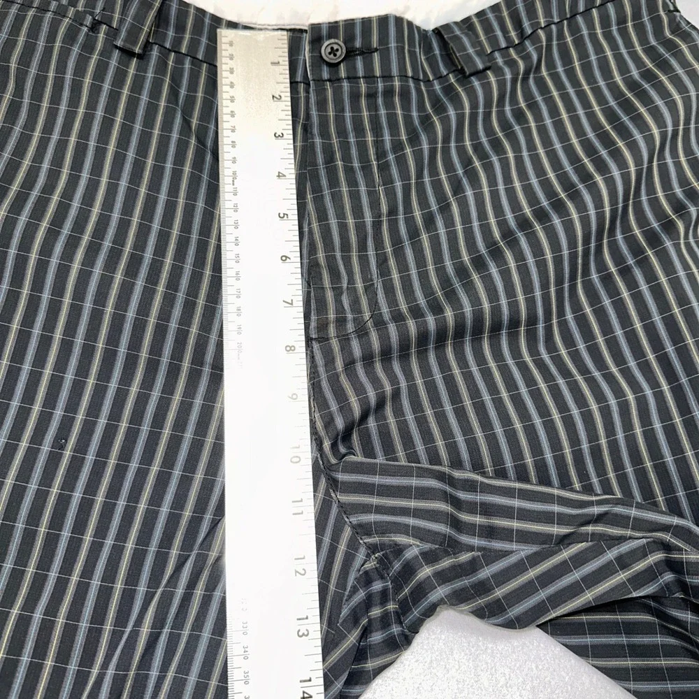 Tommy Bahama‎ Relax Shorts Mens 36 Black Plaid Grid Pattern Casual Golf Outdoor